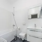 Semesterbostad Pleasant In Novigrad With Private Pool