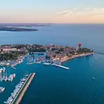 Pleasant In Novigrad With Private Pool * Novigrad Istria