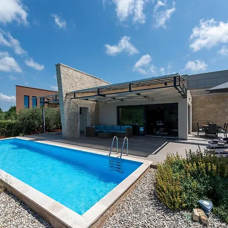 Pleasant In Novigrad With Private Pool Σπίτι διακοπών