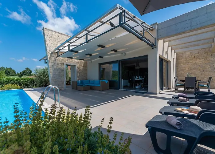 Pleasant In Novigrad With Private Pool Novigrad Istria