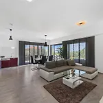 Pleasant In Novigrad With Private Pool *