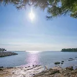 Pleasant In Novigrad With Private Pool Novigrad Istria